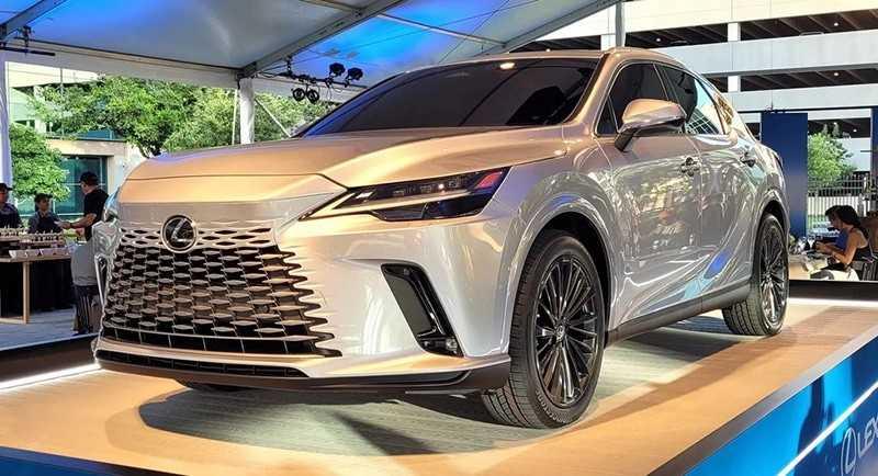Lexus RX 450h: Giá bán, Hình ảnh và thông số