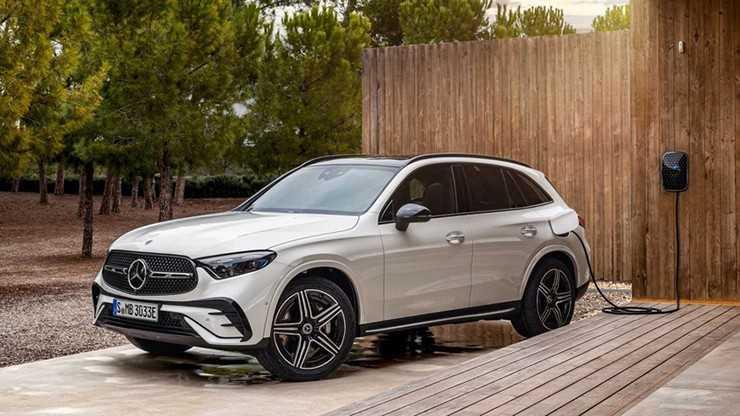 Tại sao nên mua xe Mercedes Benz?