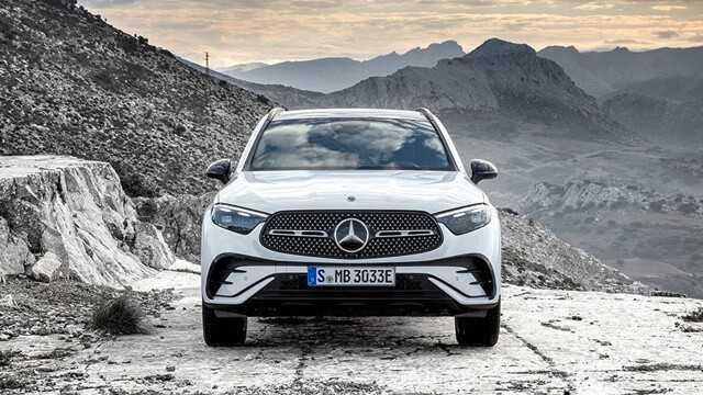 Mercedes GLC 300: Giá & Thông số kỹ thuật 2023