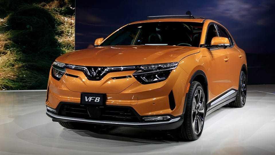 VinFast VF 8 - SUV hạng D - Giá & Thông số 2023