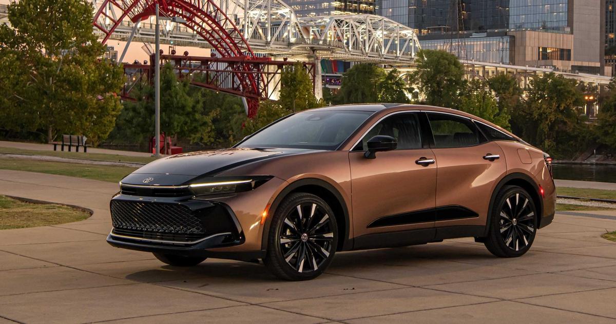 Mua xe cũ nên hay không nên?