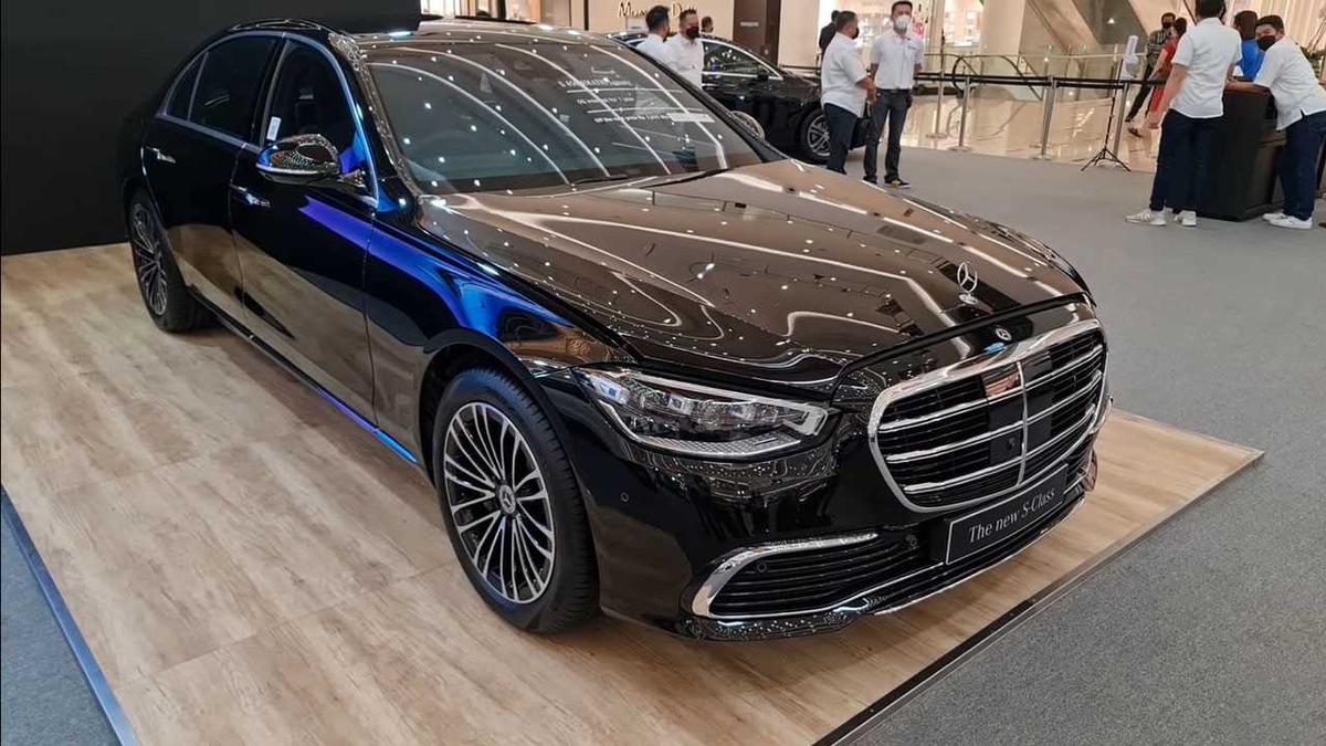Mercedes S 450: Giá & Thông số 2023