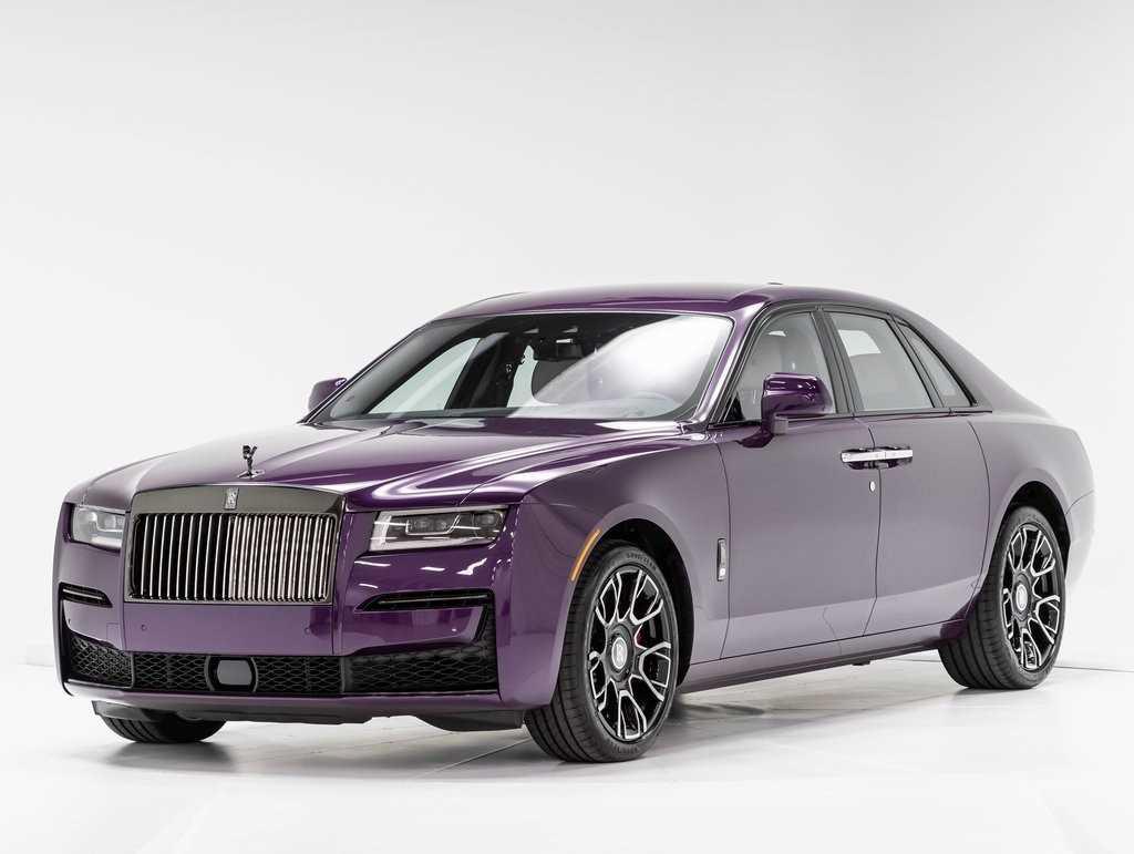 Rolls Royce Ghost Black Badge: Giá & Thông số 2023