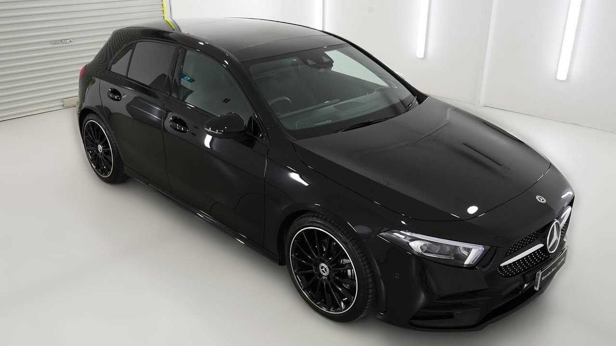 Mercedes Benz A200: Giá & Thông số 2023