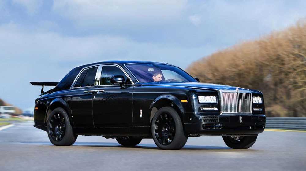 SUV Rolls Royce- Cullinan: Giá bán & Thông số 2023