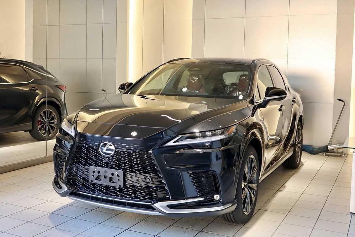 Bật mí sự khác nhau giữa Lexus RX 350 Premium và Lexus RX 350 Luxury 2023