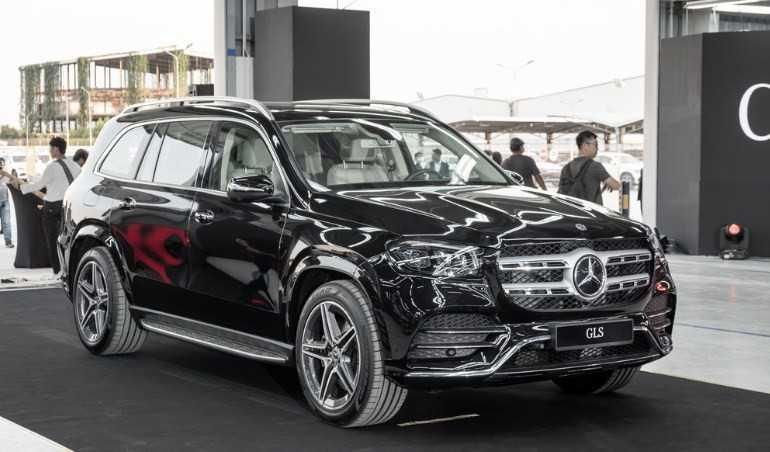 Mercedes Benz GLS SUV: Giá & Thông số 2023