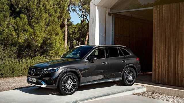 Mercedes GLC 300: Giá & Thông số kỹ thuật 2023