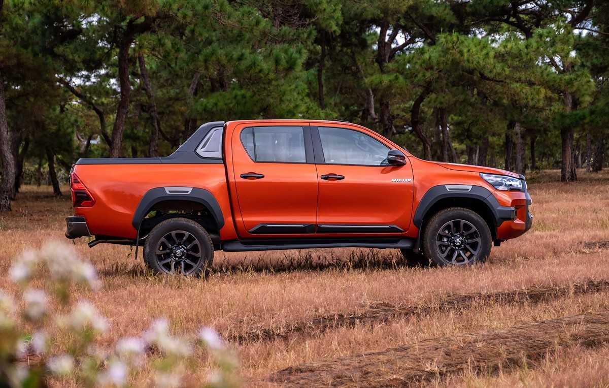Toyota Hilux cũ có đáng mua hay không?