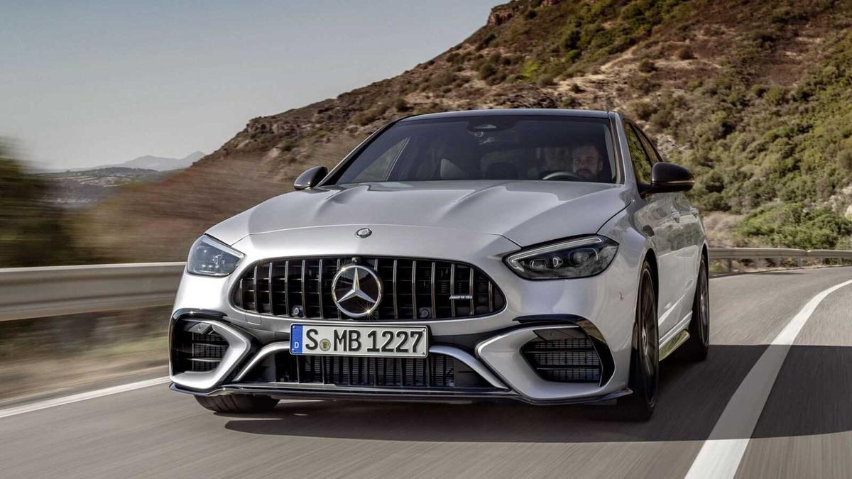 Mercedes AMG - Dòng xe thể thao đặc biệt của Mercedes Benz