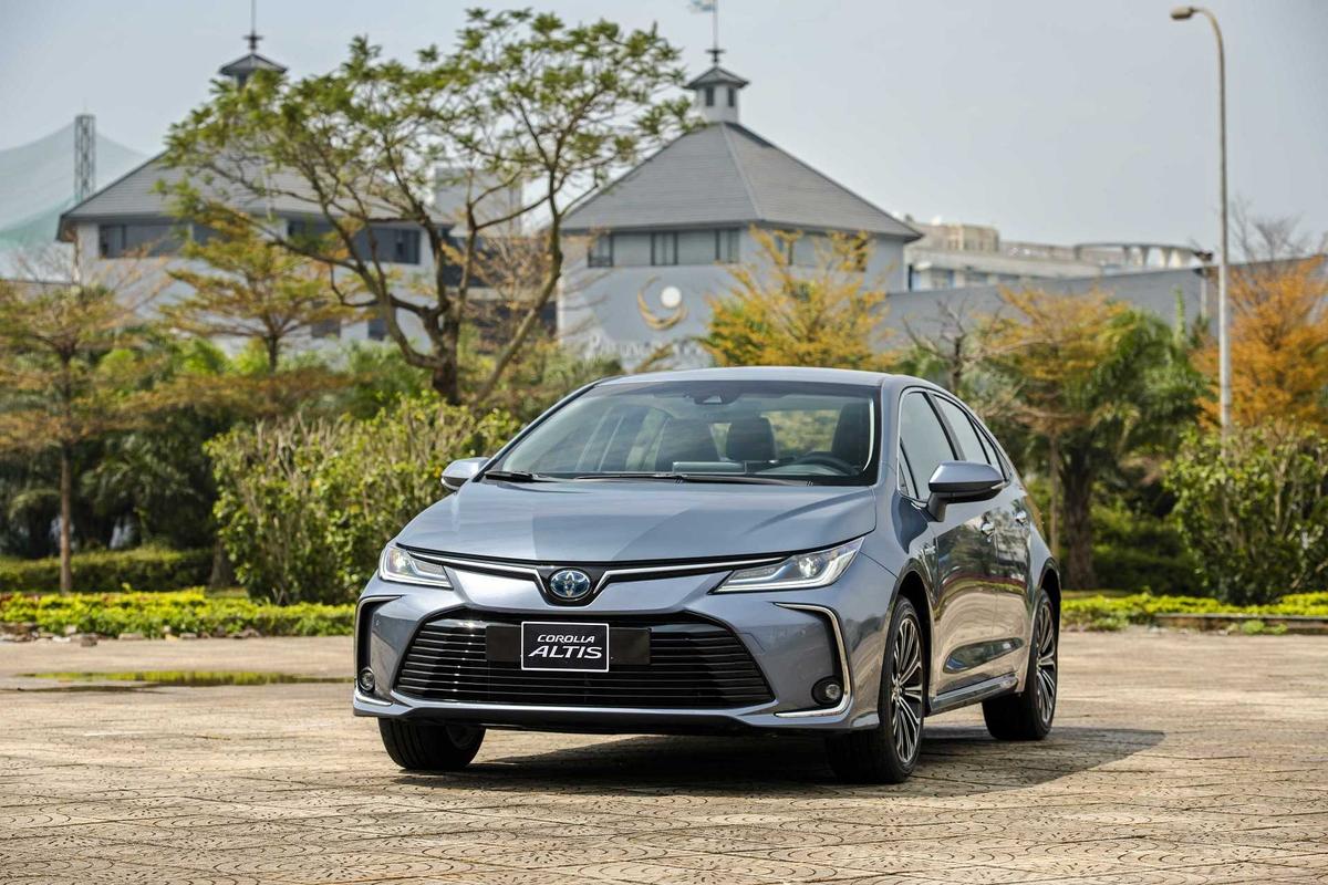 Toyota Corolla Altis cũ có đáng mua hay không?