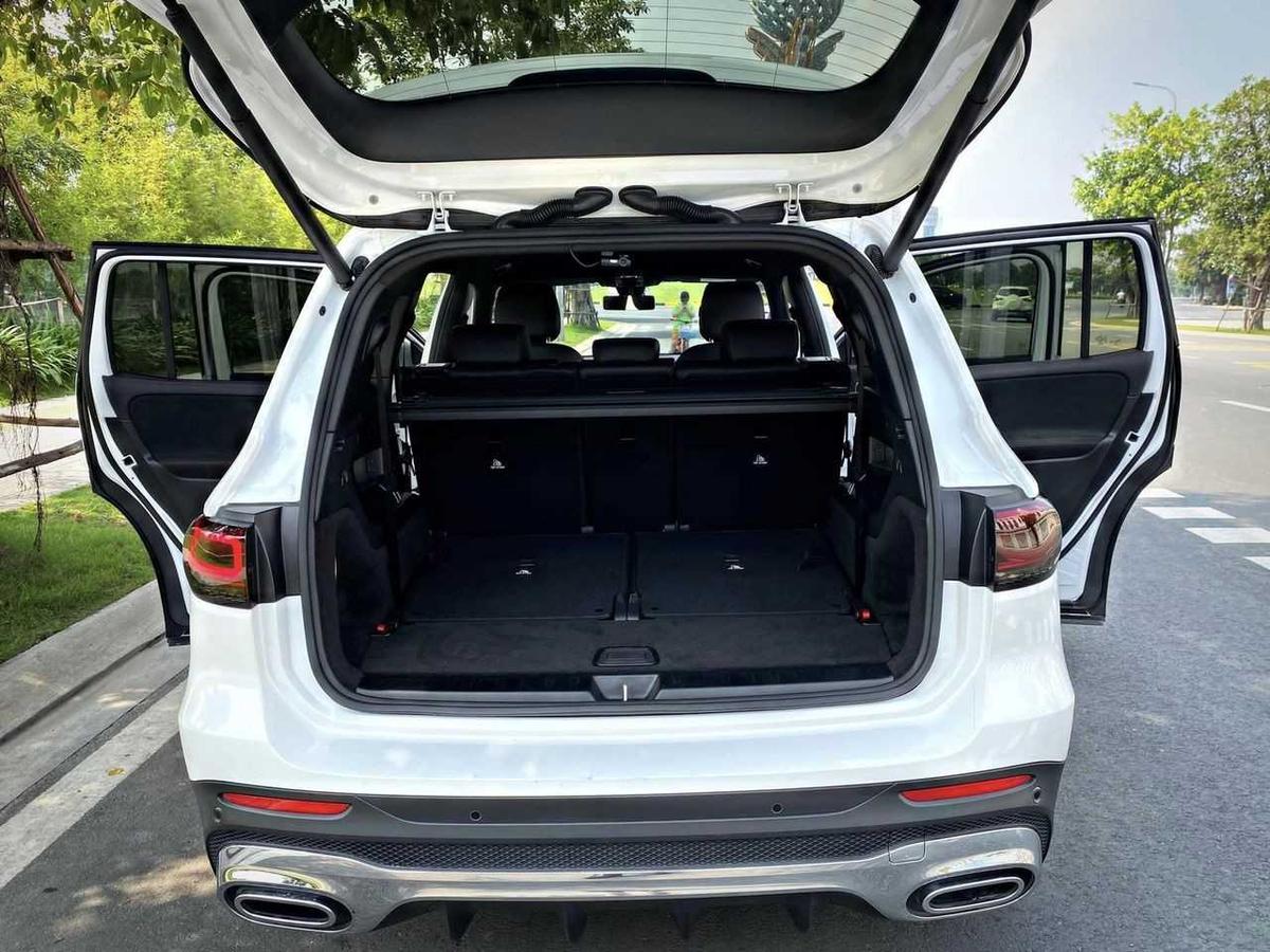 Mercedes Benz GLB SUV: Giá & Thông số 2023