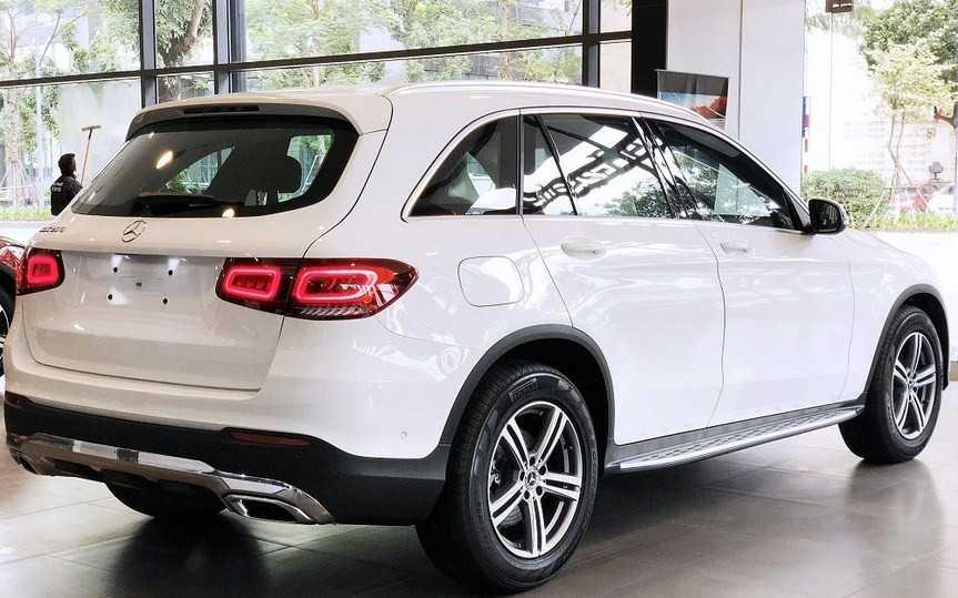 Mercedes GLC 200: Giá & Thông số 2023