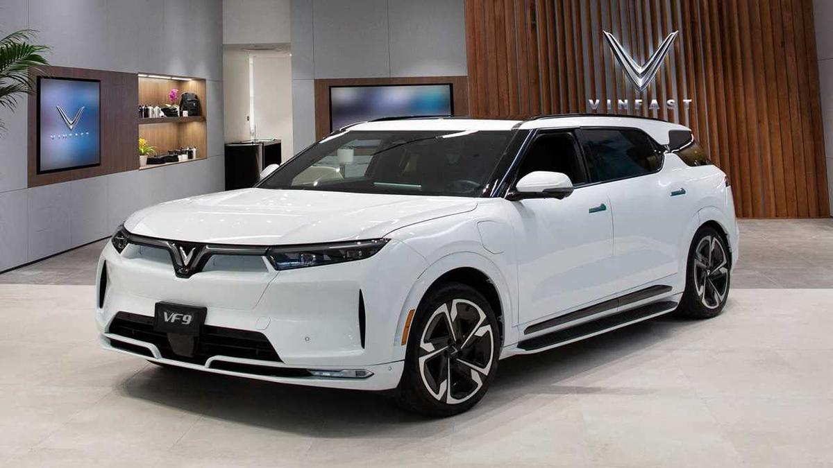 VinFast VF9 - SUV hạng E - Giá & Thông số 2023