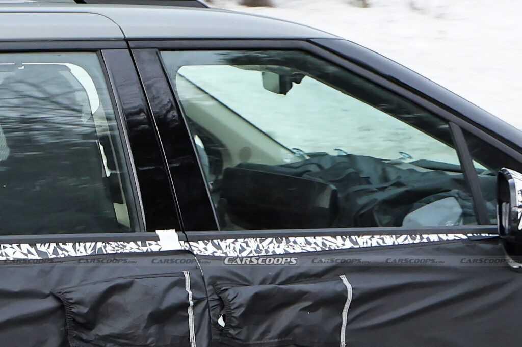 Kia Carnival 2025 lộ diện với kiểu dáng lấy cảm hứng từ EV9