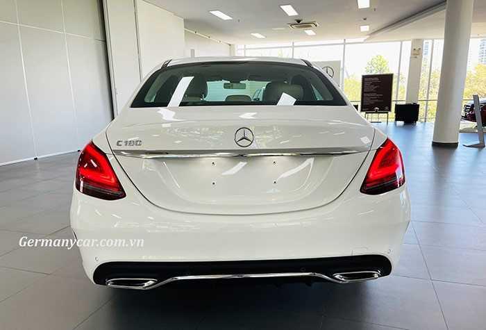 Mercedes Benz C180: Giá & Thông số 2023