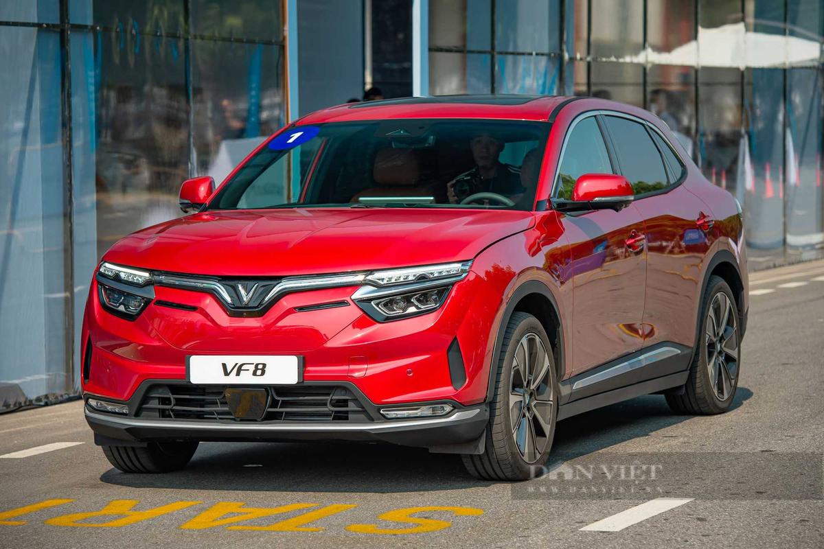 VinFast VF 8 - SUV hạng D - Giá & Thông số 2023