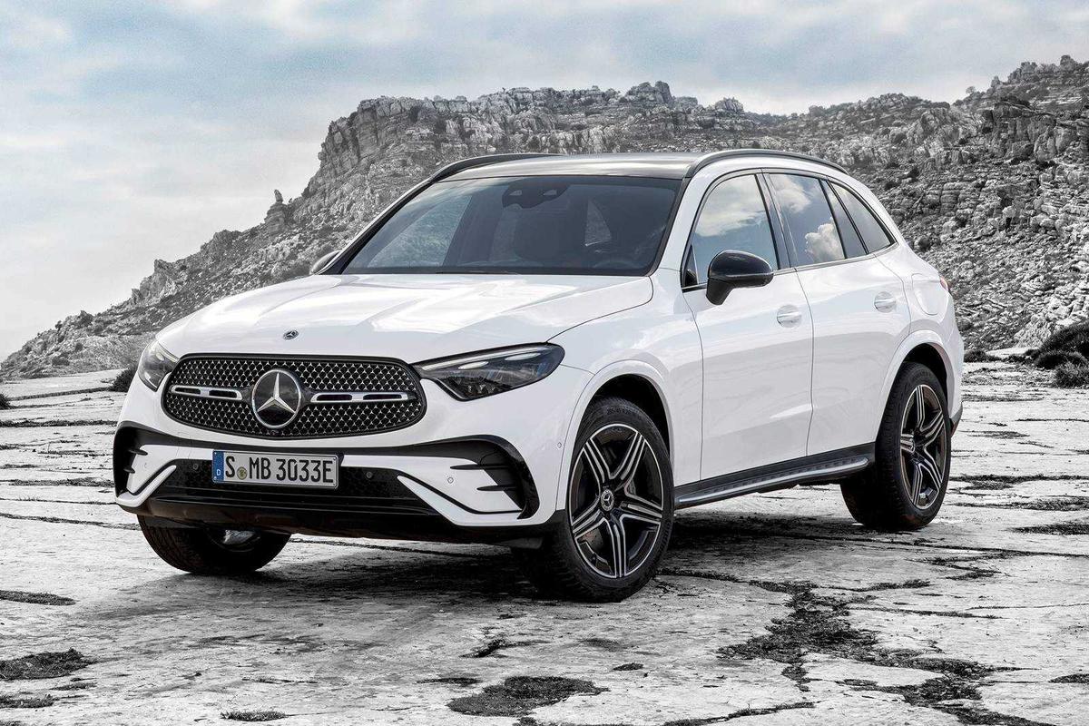 Mercedes Benz GLC SUV: Giá & Thông số 2023