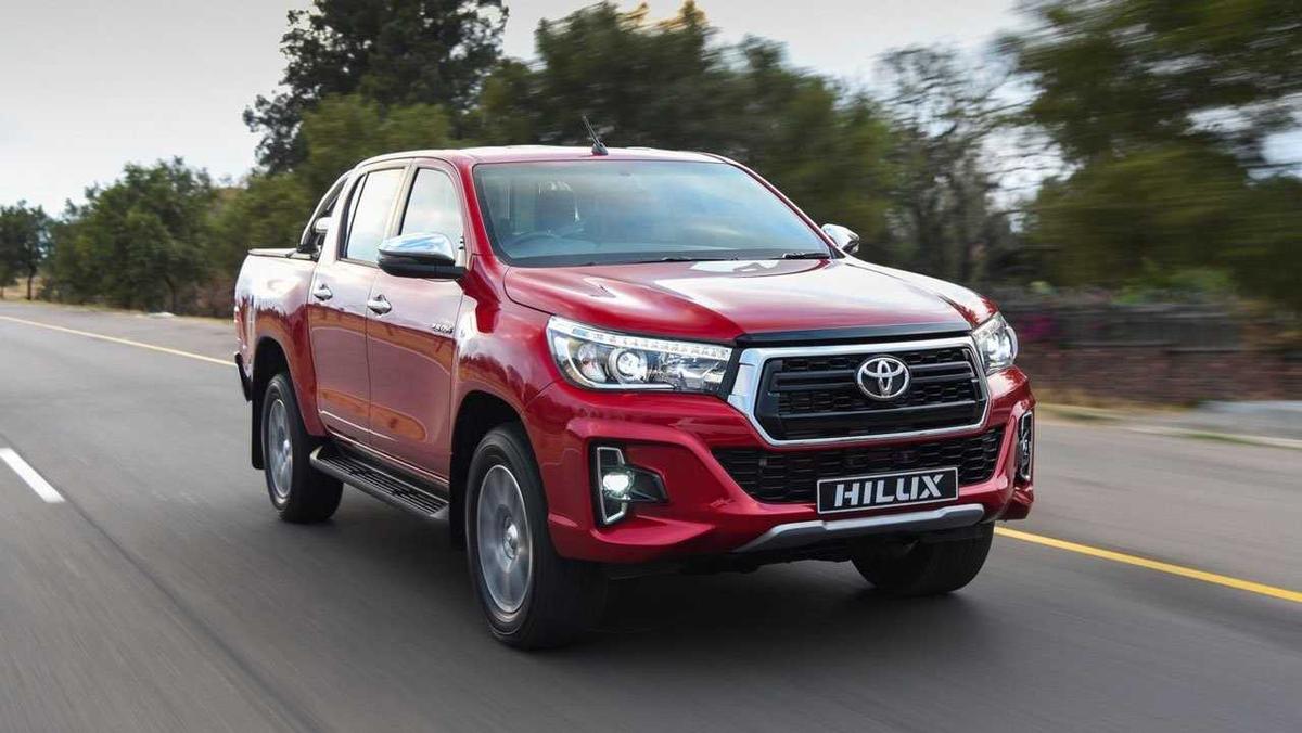 Toyota Hilux cũ có đáng mua hay không?