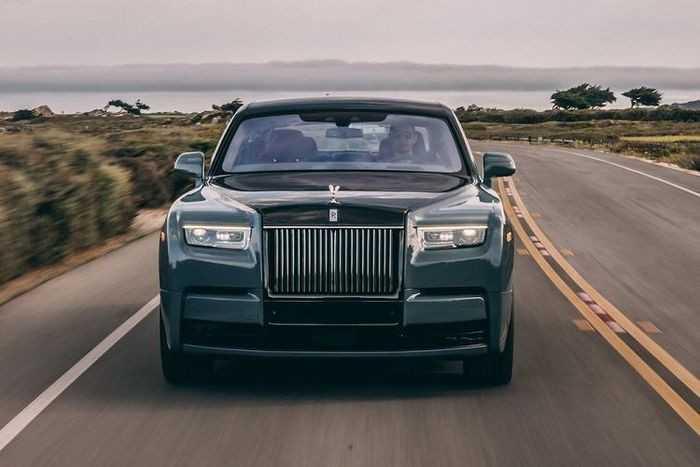 Rolls Royce Phantom 8: Giá bán & Thông số 2023