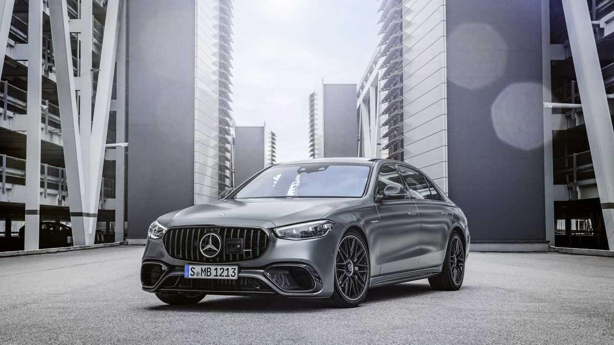 Mercedes AMG - Dòng xe thể thao đặc biệt của Mercedes Benz