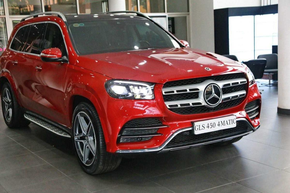 Mercedes Benz GLS SUV: Giá & Thông số 2023