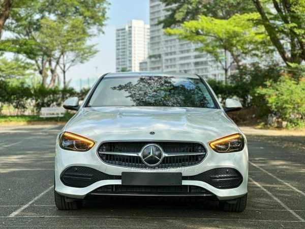 Mercedes C200: Giá & Thông số kỹ thuật 2023