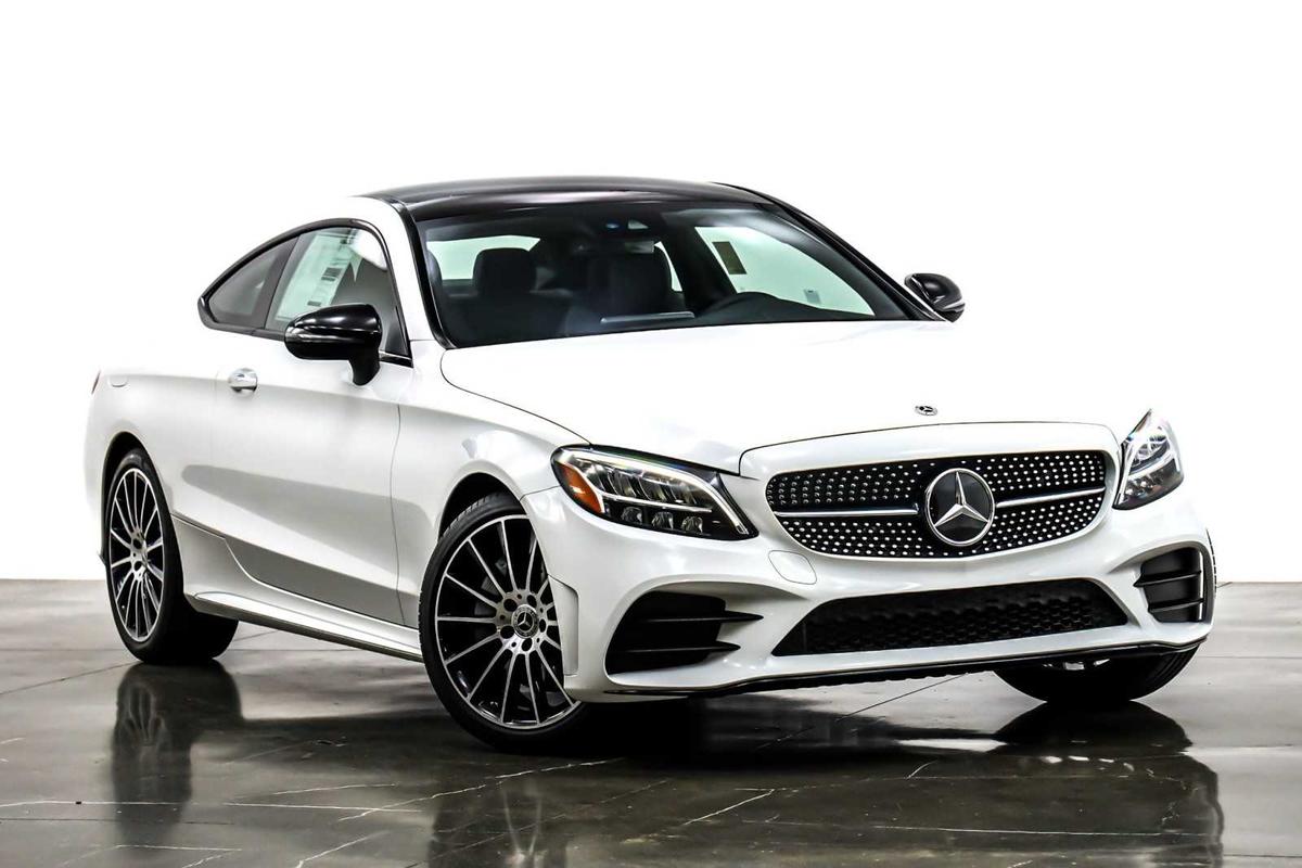 Mercedes C300: Giá & Thông số 2023