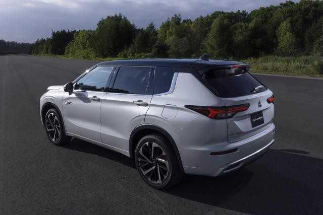 Mitsubishi Outlander cũ - Những điều cần lưu ý khi mua cũ