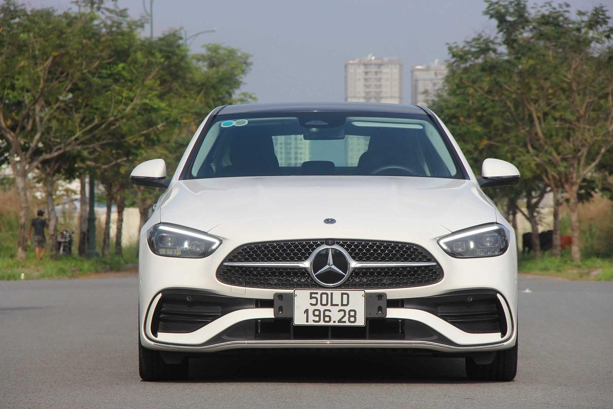 Mercedes Benz C-Class Giá & Thông số 2023
