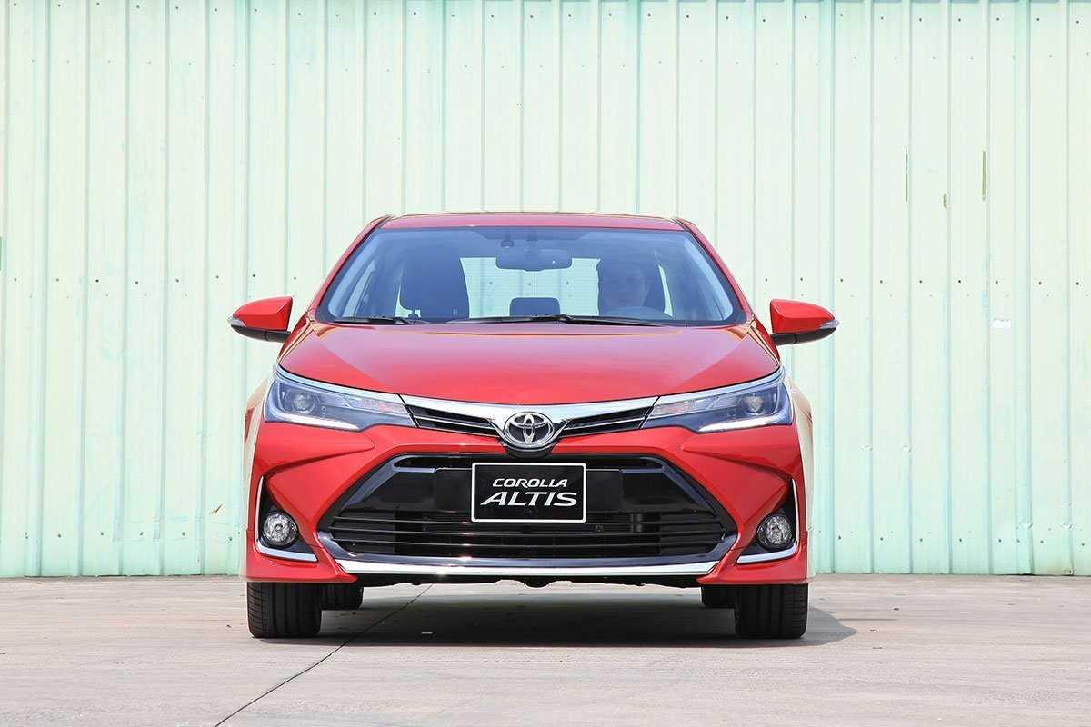 Toyota Corolla Altis cũ có đáng mua hay không?