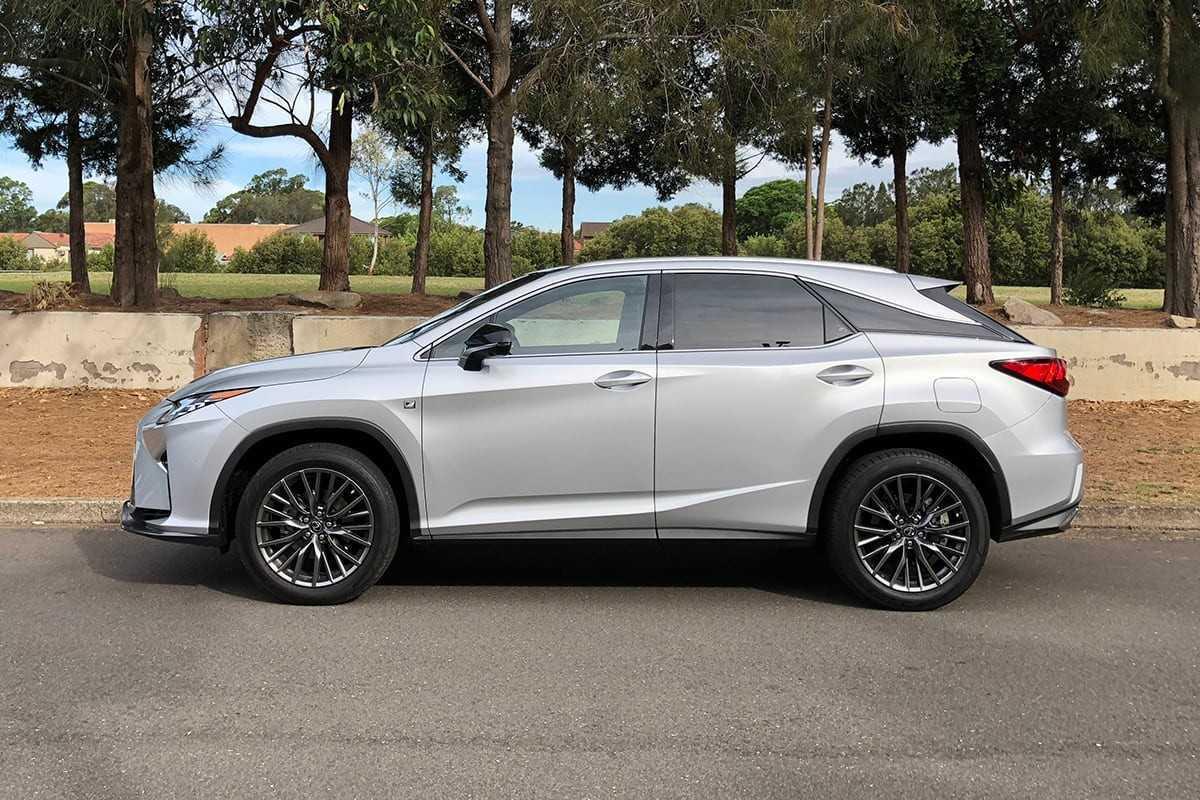 Lexus RX 300: Giá & Thông số mới nhất 2023