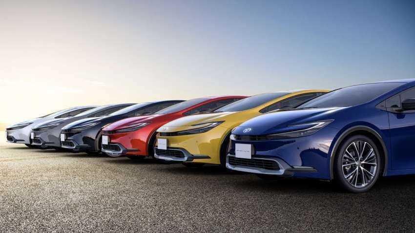 Toyota Prius Prime 2023: Giá & Thông số mới nhất