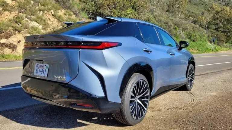 Lexus RZ 450e 2023: Thông số, Giá bán & Hình ảnh