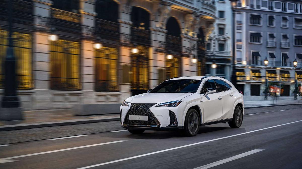 Danh sách các mẫu xe Lexus UX đang được bán tại thị trường Việt Nam