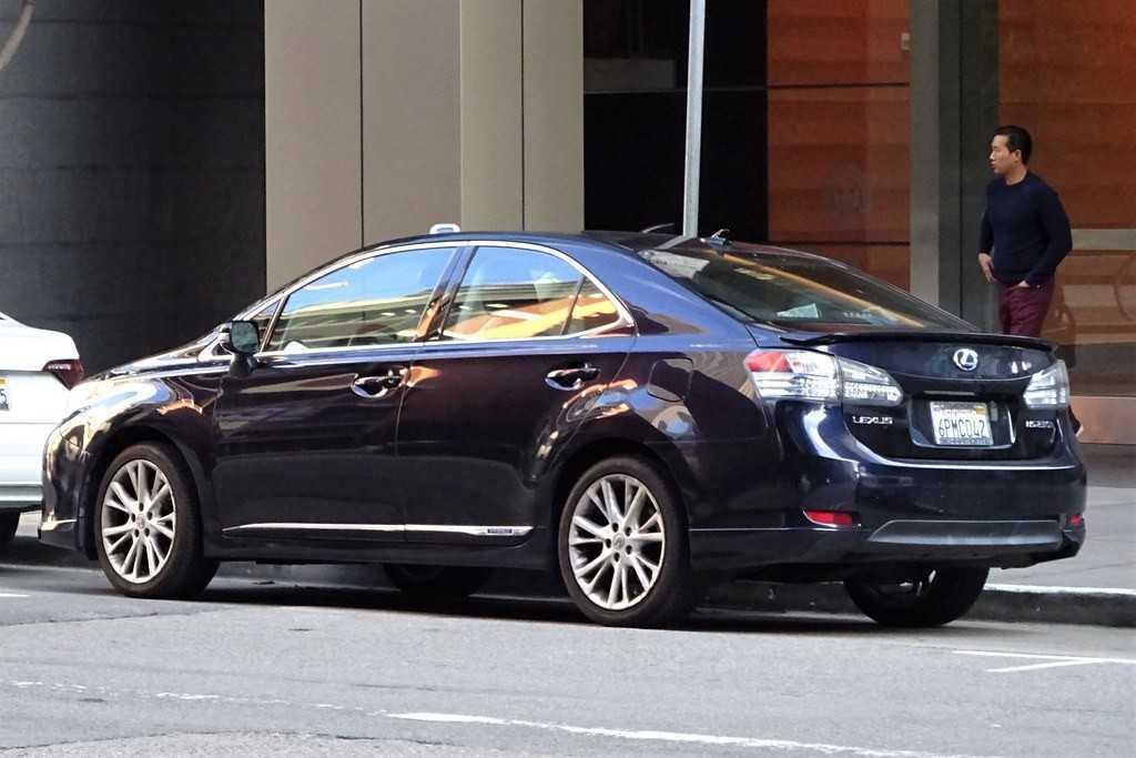 Thông số Lexus HS 250 - Sedan hạng sang