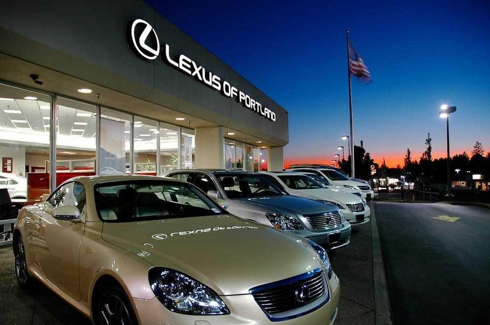 Top những xe Lexus SUV giá cả phải chăng