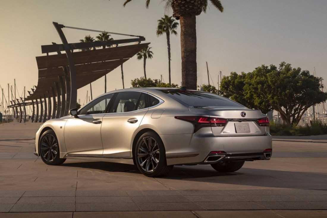 Lexus LS 460: Giá & Thông số 2023 mới nhất