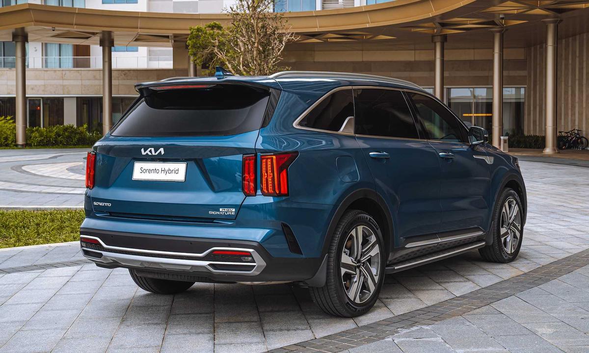 Kia Sorento Hybrid: Giải pháp công nghệ xanh cho gia đình hiện đại