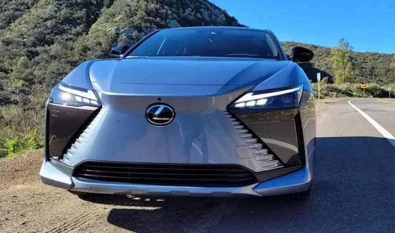 Lexus RZ 450e 2023: Thông số, Giá bán & Hình ảnh