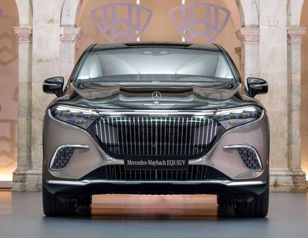 Mercedes-Maybach EQS 680 2024 vừa ra mắt với động cơ 649 mã lực