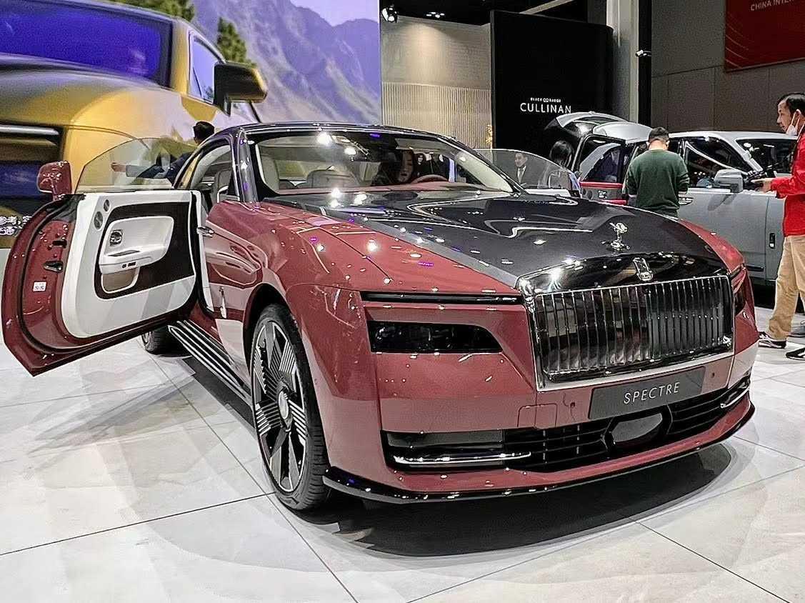 Rolls-Royce Spectre - Siêu phẩm chắc chắn sẽ bán chạy ở Trung Quốc