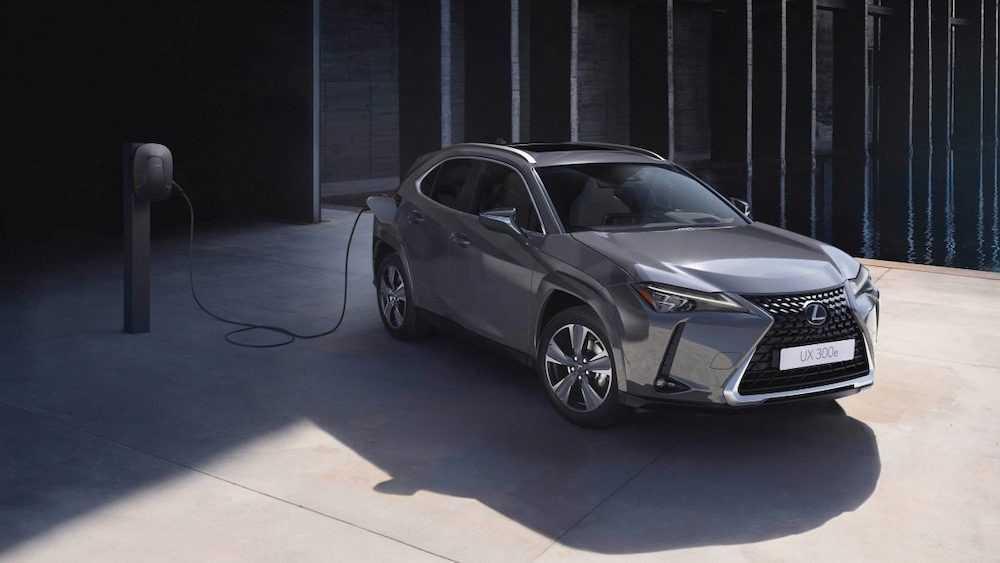 Lexus UX 2024 biến động nhẹ tăng giá bán