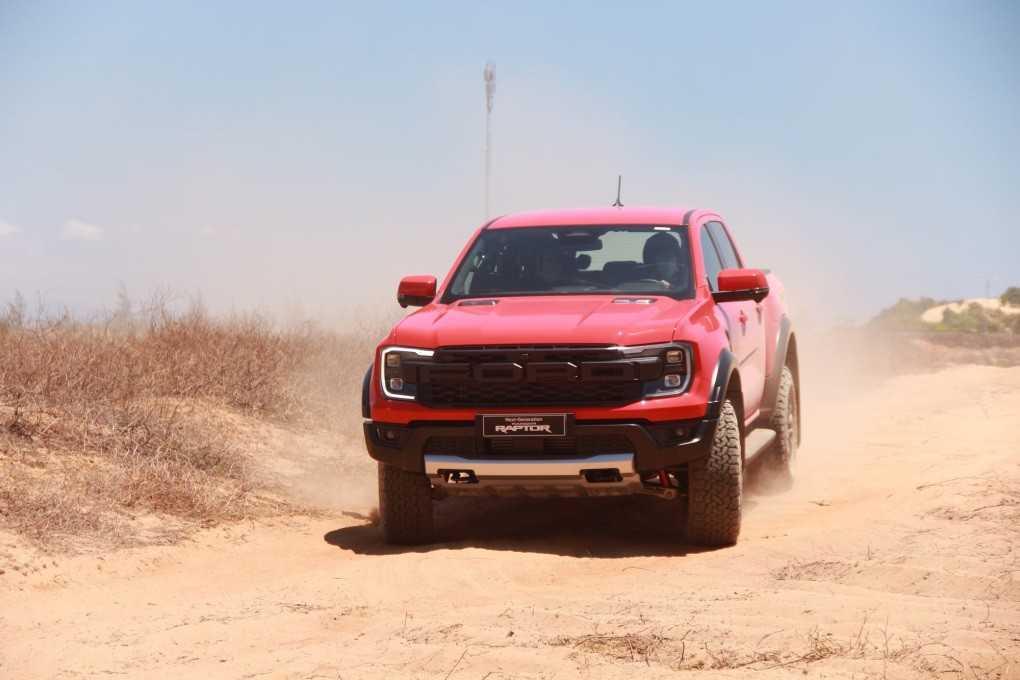 Ford Ranger Raptor 2023 - Chiến thần tốc độ phân khúc bán tải