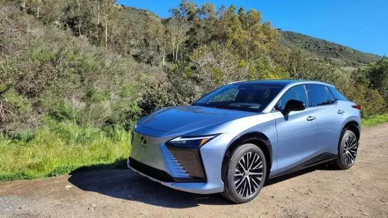 Lexus RZ 450e 2023: Thông số, Giá bán & Hình ảnh