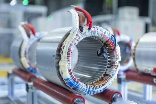 Mới: Audi Q8 E-Tron 2024 giá gần 75 ngàn đô sắp tới Mỹ vào mùa hè này