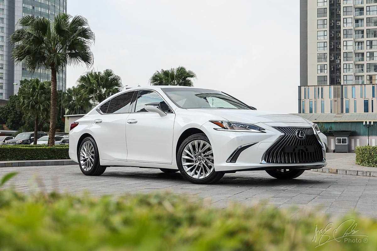 Tổng hợp các dòng xe Lexus ES – Executive Sedan