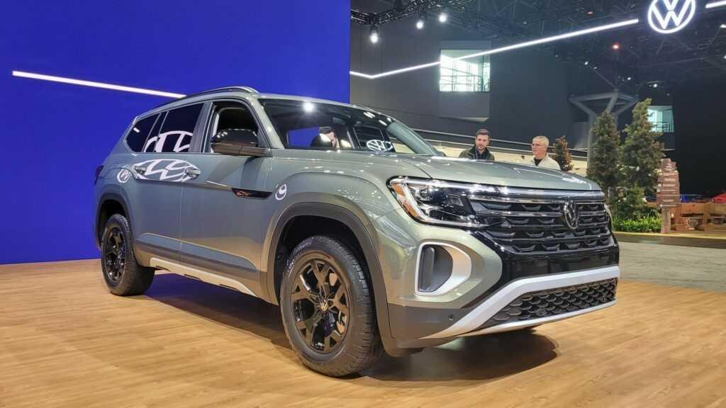 VW Atlas Peak Edition 2024 - Kiểu dáng chắc chắn và nội thất cao cấp