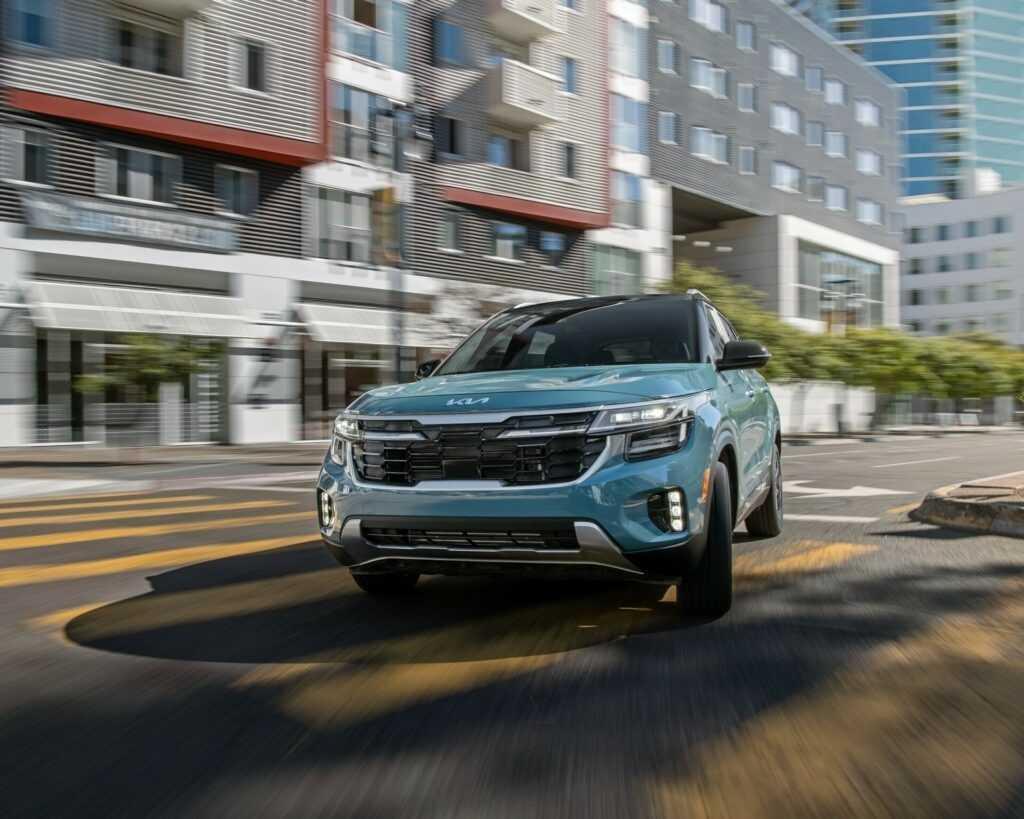 Kia Seltos 2024 ra mắt, giá khởi điểm gần 25 ngàn đô