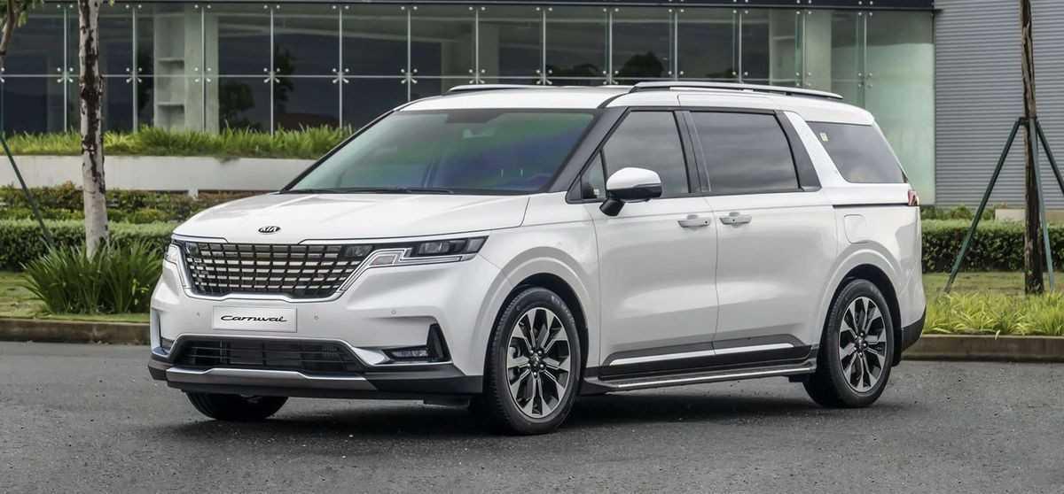 KIA Grand Carnival 2023: Giá & Thông số mới nhất